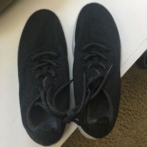 Allbirds Women’s Wool Runners, Charcoal, Size 9